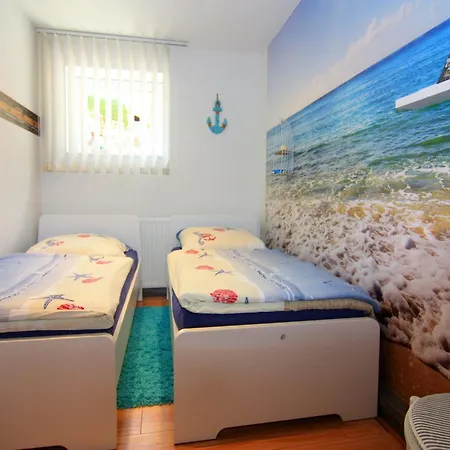 Apartman Am Pruesssee In Guester, Cleaning Included Güster